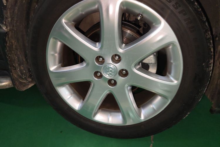 别克 昂科拉 2014款 1.4T 自动两驱都市精英型车身外观10