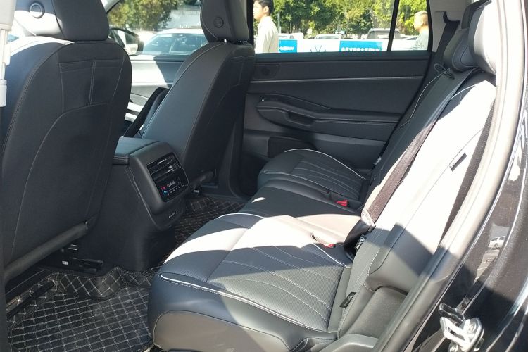 大众 2025款 途昂 Pro 450TSI 四驱纵横版中控内饰7004