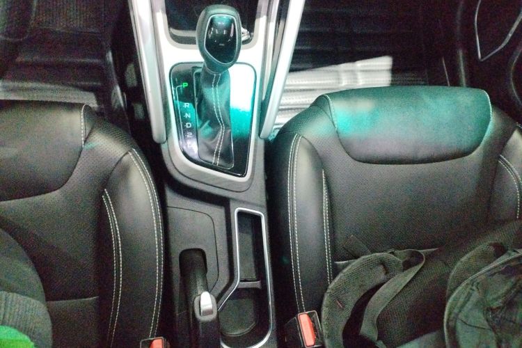 吉利汽车 远景X3 2017款 1.5L 自动尊贵型局部细节18