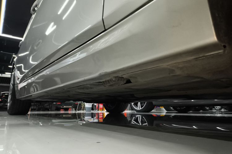 宝马3系 2019款 320Li 时尚型局部细节9001