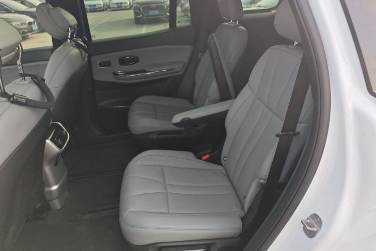 蔚来ES8 2020款 580KM 签名版 六座版中控内饰21