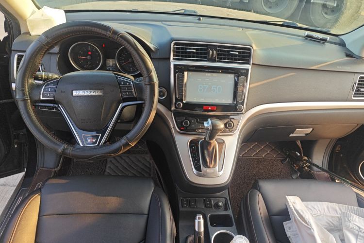 哈弗H6 2015款 运动版 1.5T 自动两驱豪华型中控内饰12