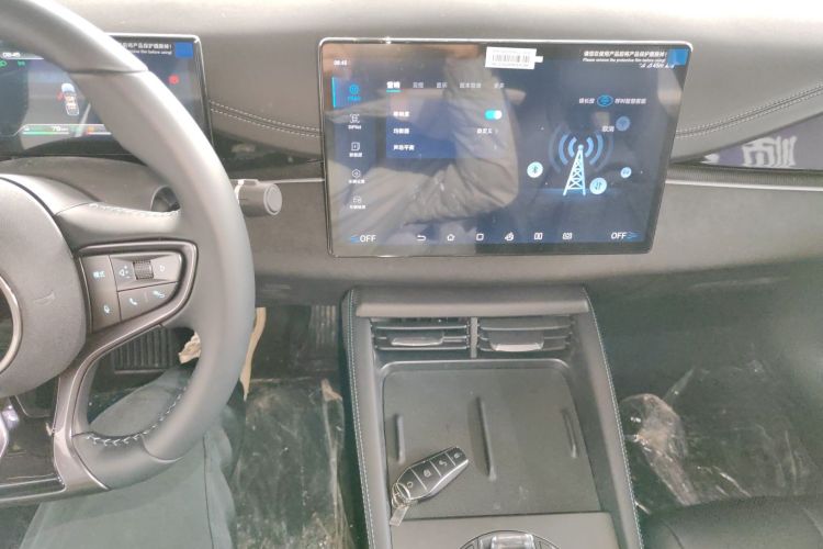 比亚迪 海豹06新能源 2024款 DM-i 120KM尊荣型中控内饰16