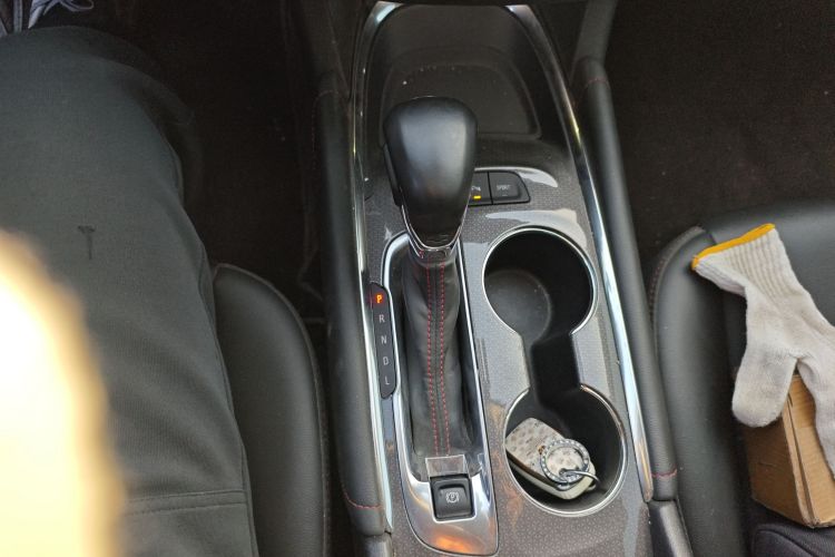 雪佛兰 迈锐宝XL 2022款 Redline 550T 自动锐动版中控内饰18