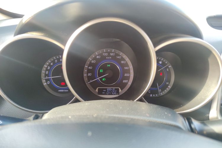 长安 逸动 2015款 1.6L 手动豪华型 国V中控内饰14