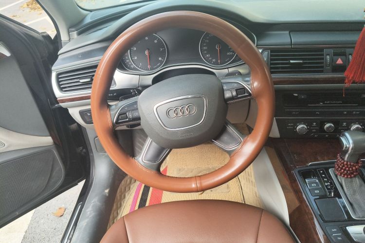 奥迪A6L 2015款 TFSI 百万纪念智领型局部细节13