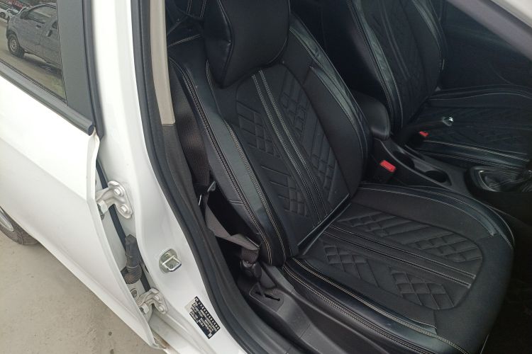 别克 英朗 2019款 18T 自动互联精英型 国VI局部细节41