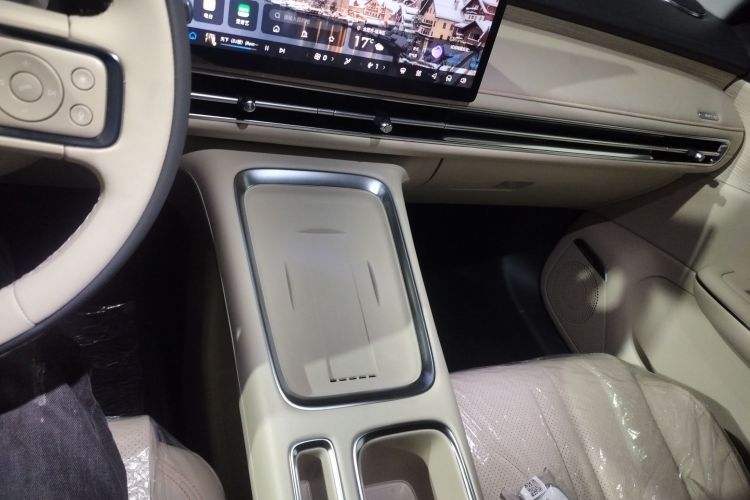 五菱汽车 缤果S 2025款 325km 尊享款中控内饰18