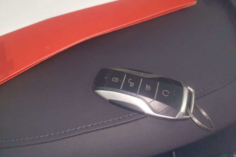 腾势X 2020款 PHEV旗舰版中控内饰7001