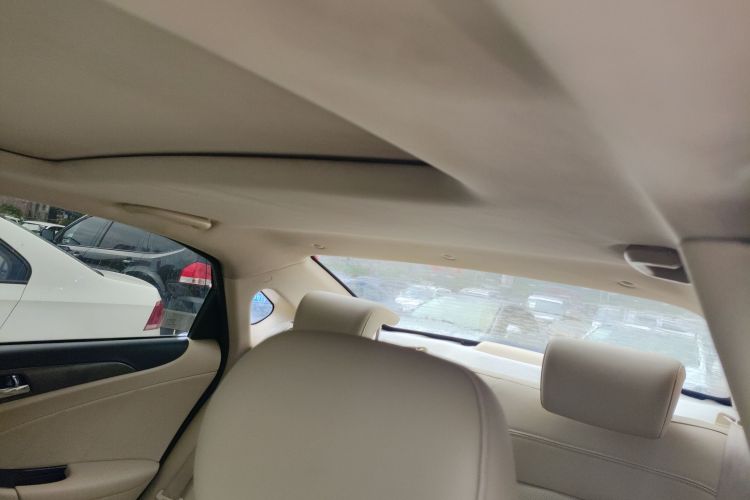 长安 逸动 2016款 1.6L 自动风尚型中控内饰22