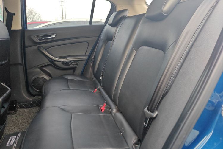 观致5 2018款 改款 1.6T 自动领先型中控内饰21