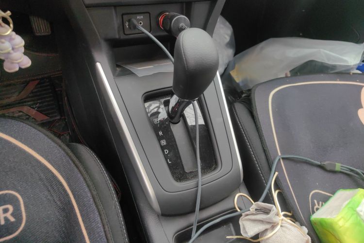 日产 轩逸 2024款 经典 1.6XE CVT舒适版中控内饰18