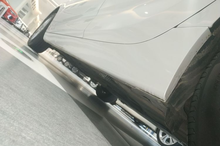 宝马2系旅行车 2016款 218i 领先型局部细节9002