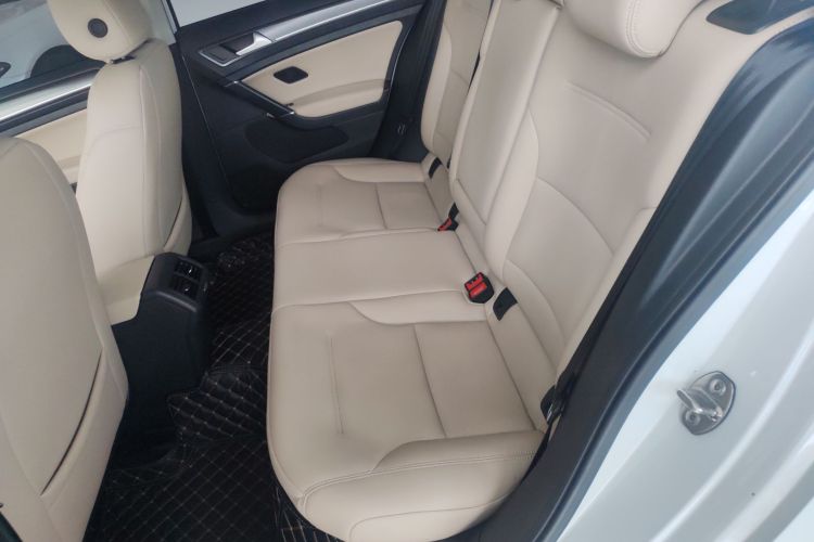 大众 高尔夫 2017款 230TSI 自动舒适百万辆纪念版中控内饰21