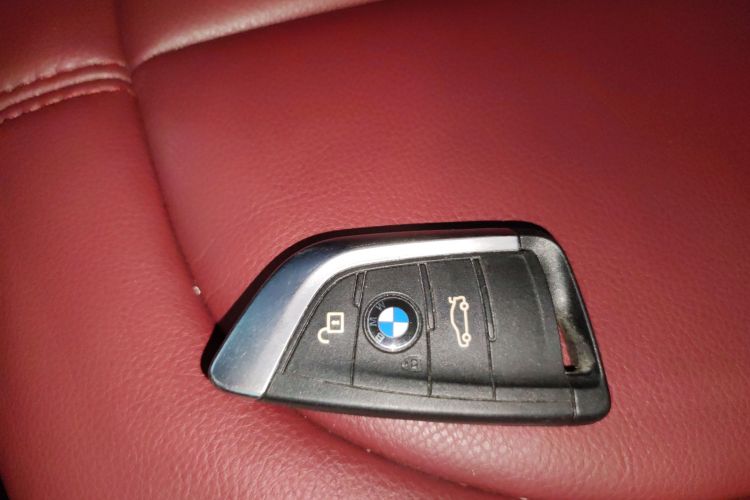 宝马2系旅行车 2016款 218i 时尚型中控内饰7001