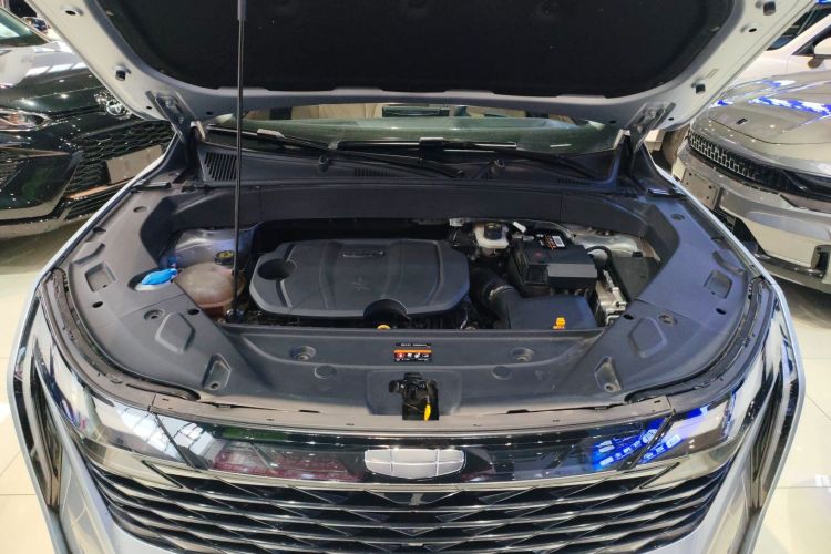 吉利汽车 博越L 2023款 1.5TD DCT尊贵型机舱底盘24