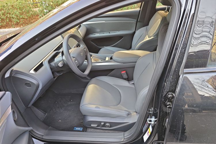 小鹏MONA M03 2025款 600 超长续航 Max中控内饰19