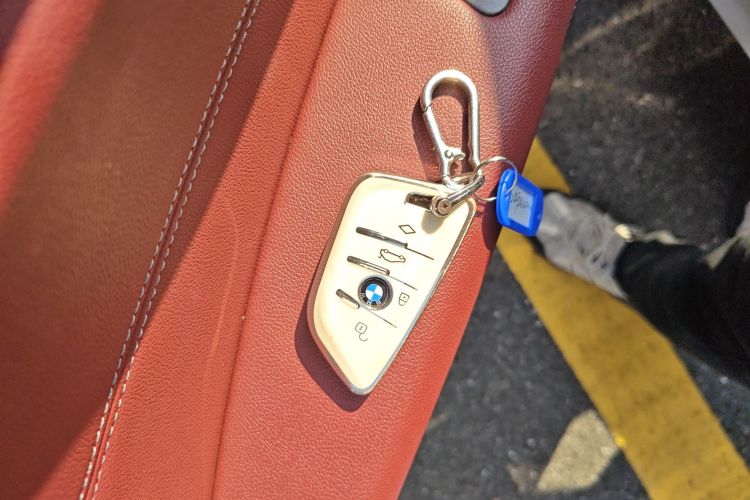 宝马5系 2022款 改款 525Li M运动套装中控内饰11