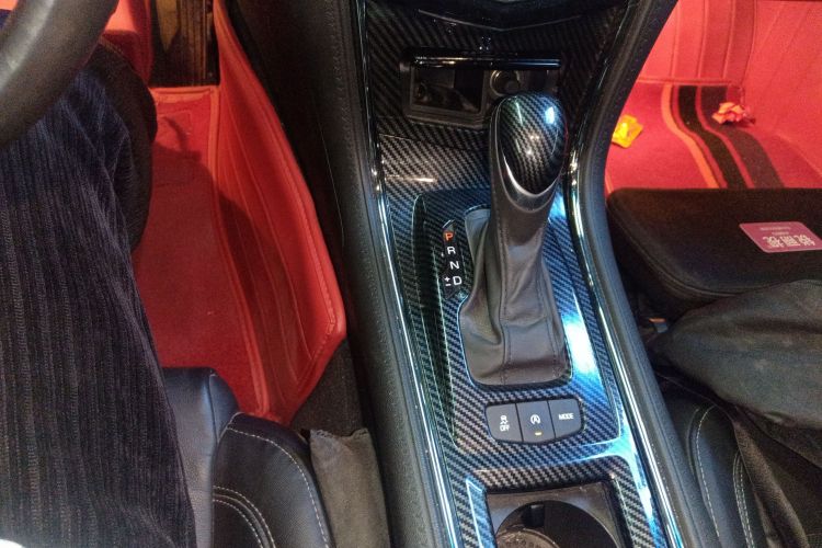 凯迪拉克ATS-L 2017款 28T 时尚型中控内饰18