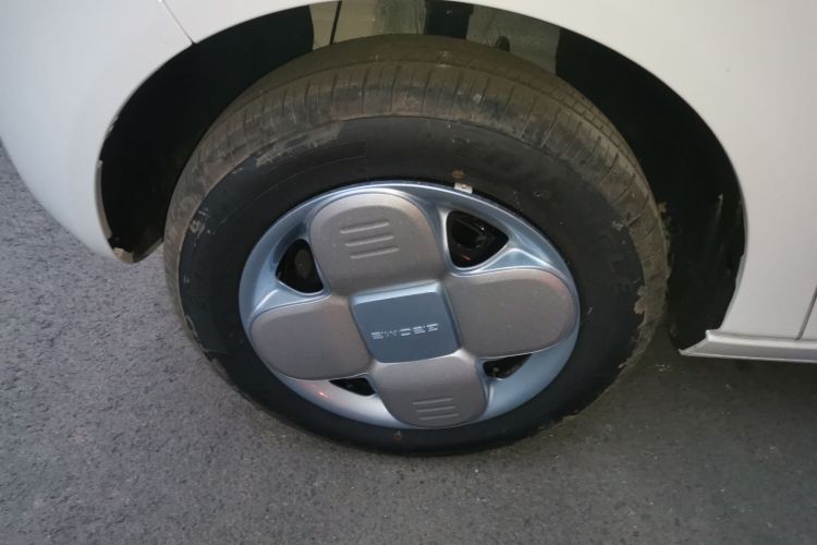 吉利银河 2024款 熊猫mini 200km 耐力熊车身外观6007