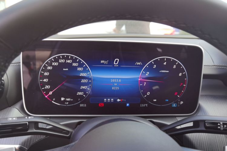 奔驰C级 2025款 C 200 L 运动版中控内饰14