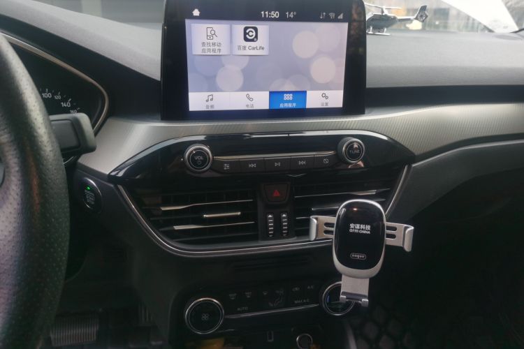 福特 福克斯 2020款 三厢 EcoBoost 180 自动锋潮型中控内饰16