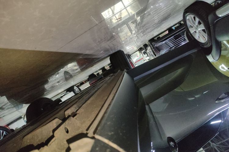 雪铁龙 凡尔赛C5 X 2023款 1.6T 享不凡局部细节9001