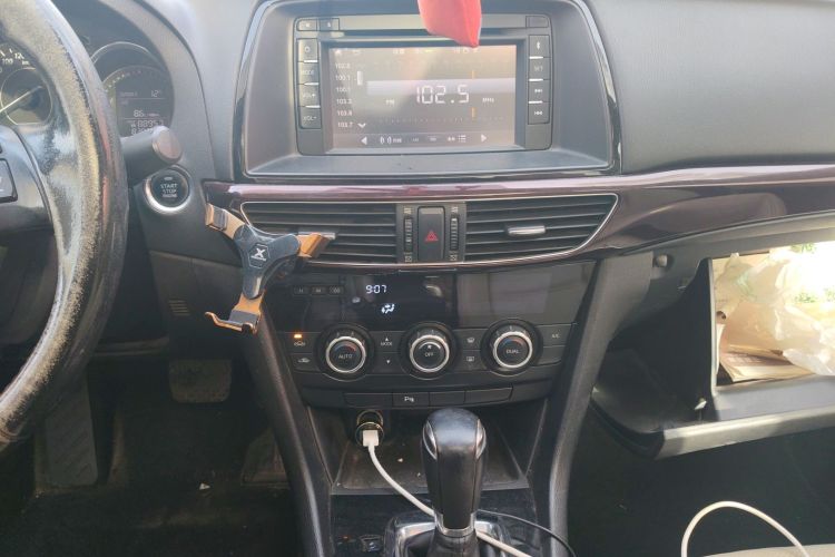 马自达 阿特兹 2014款 2.0L 蓝天豪华版局部细节16