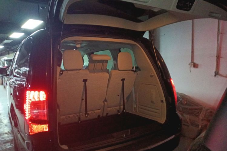 克莱斯勒 大捷龙(进口) 2014款 3.6L 舒适版机舱底盘23