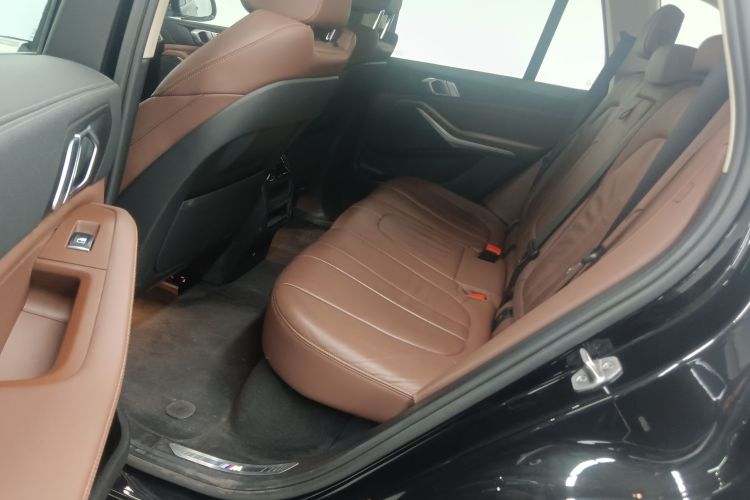 宝马X5(进口) 2021款 改款 xDrive30i M运动套装中控内饰21