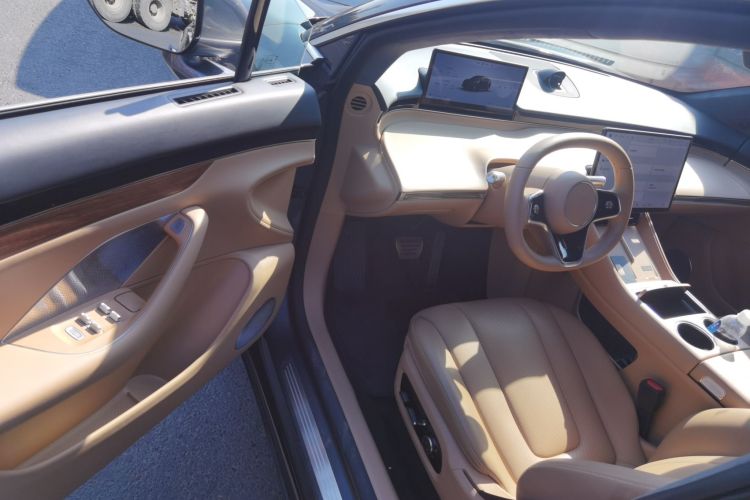 鸿蒙智行 智界R7 2024款 纯电 802km Max中控内饰7003