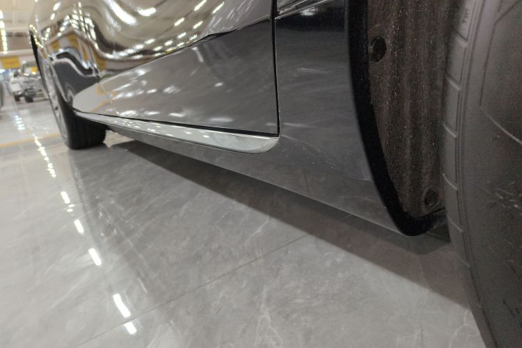 红旗H5 2023款 2.0T 自动智联旗畅版局部细节9002