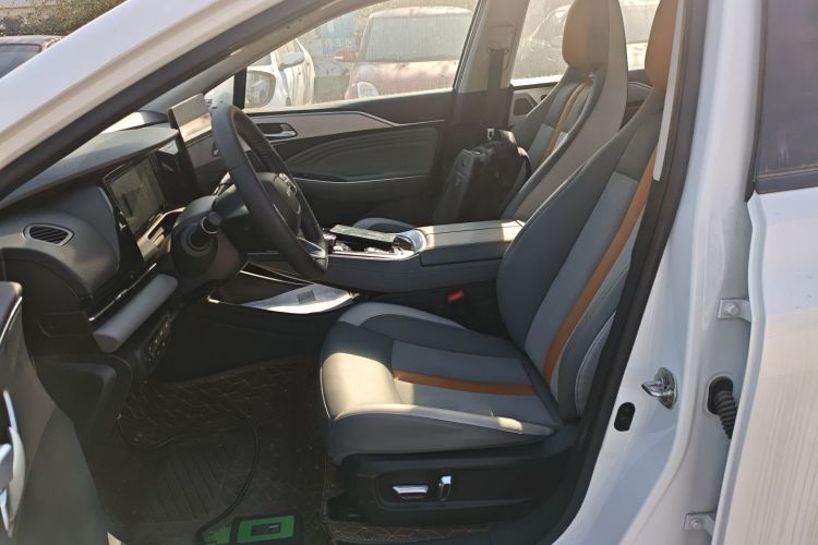 埃安 AION S Plus 2023款 70 乐享版 三元锂局部细节19