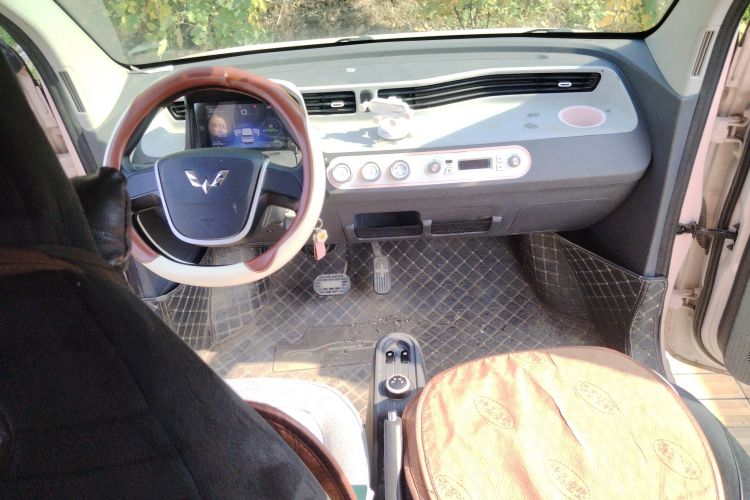 五菱汽车 宏光MINIEV 2021款 马卡龙臻享款 磷酸铁锂中控内饰7002