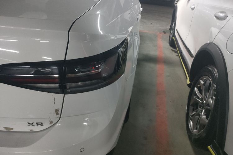 大众 朗逸 2025款 新锐 1.5L 出众新逸版车身外观9