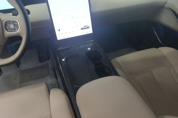 蔚来ET5 2022款 75kWh中控内饰18