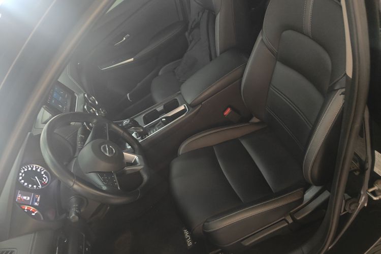 日产 轩逸 2021款 1.6L XL CVT悦享版中控内饰19