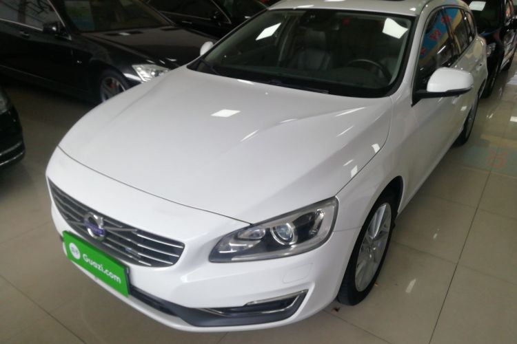 沃尔沃V60 2014款 T5 智逸版车身外观1