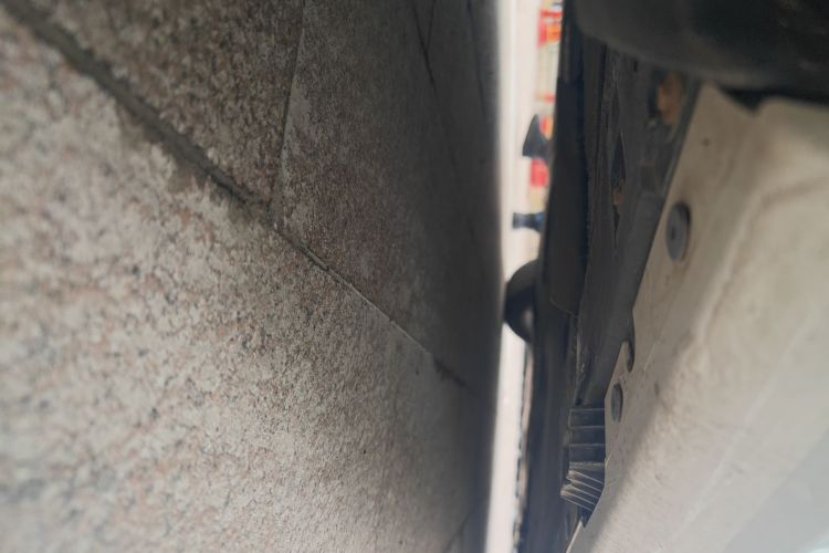 宝马1系(进口) 2008款 120i 自动挡局部细节9002