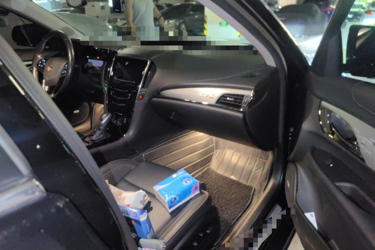 凯迪拉克ATS-L 2017款 28T 时尚型局部细节9005