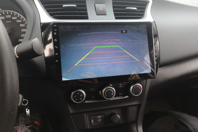 日产 轩逸 2019款 经典 1.6XE CVT舒适版中控内饰16