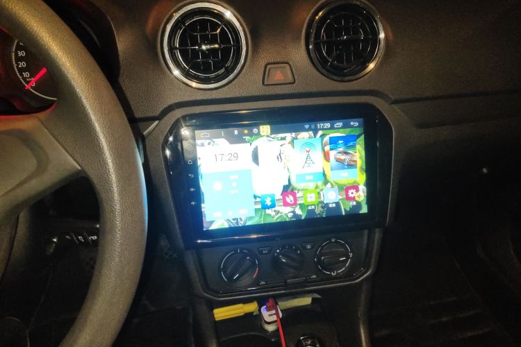 大众 捷达 2017款 1.5L 自动时尚型中控内饰16