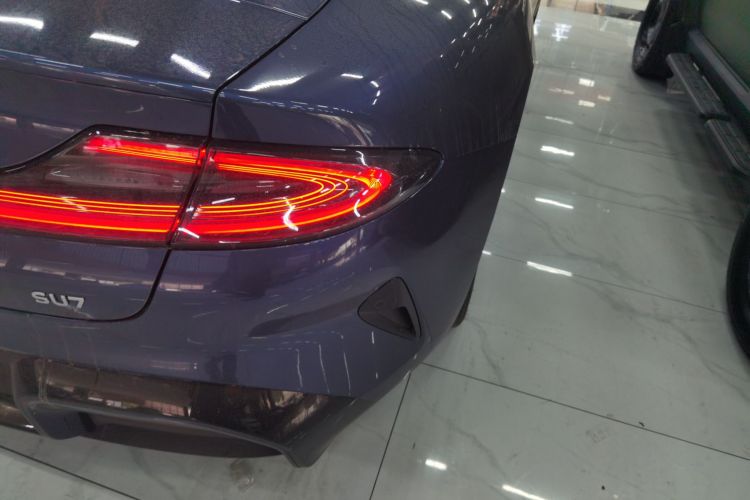 小米汽车 小米SU7 2024款 后驱标准创始版车身外观9