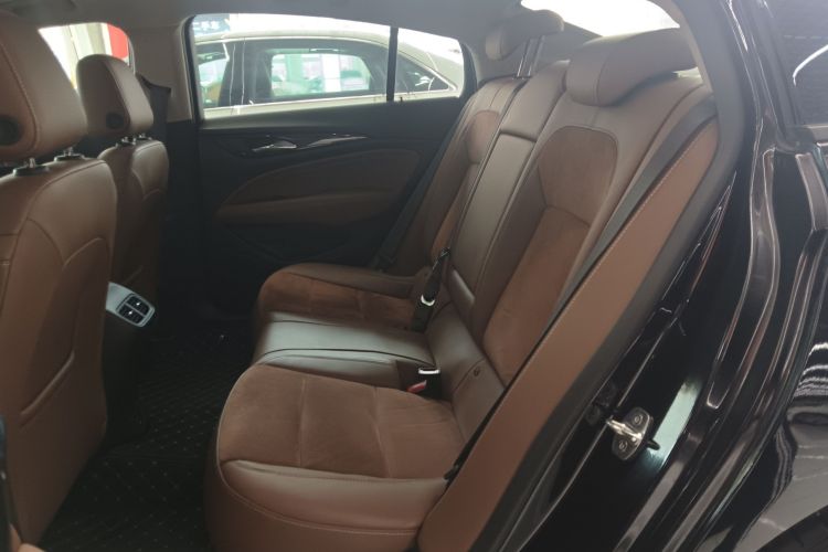 别克 君威 2023款 652T 智享型中控内饰21