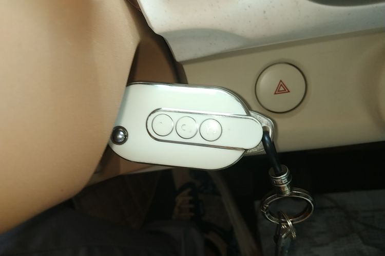 五菱汽车 宏光MINIEV 2024款 第三代 215km 进阶版中控内饰11