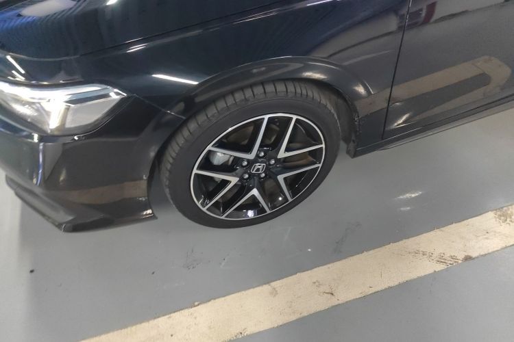 本田 思域 2023款 HATCHBACK 240TURBO 手动极劲版车身外观6007