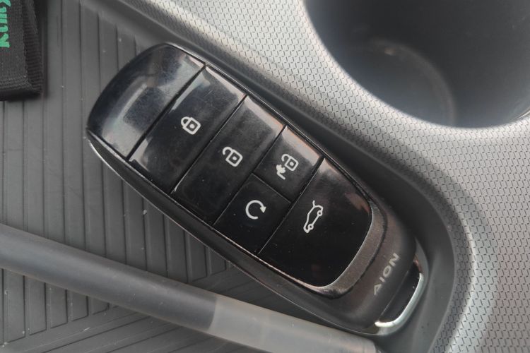 埃安 AION Y 2023款 Plus 510 乐享版中控内饰7001