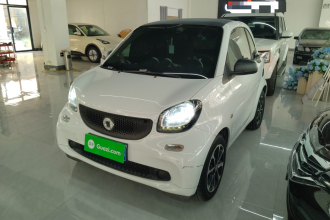 smart fortwo  1.0L 52千瓦硬顶灵动版