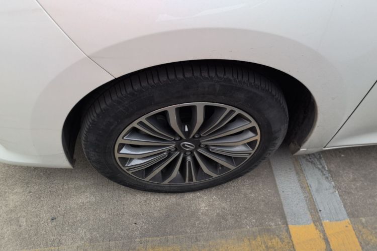 广汽传祺 传祺M6 2019款 270T 自动尊享版（七座）国V车身外观6007