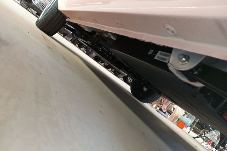 五菱汽车 宏光MINIEV 2022款 马卡龙时尚款 磷酸铁锂机舱底盘30